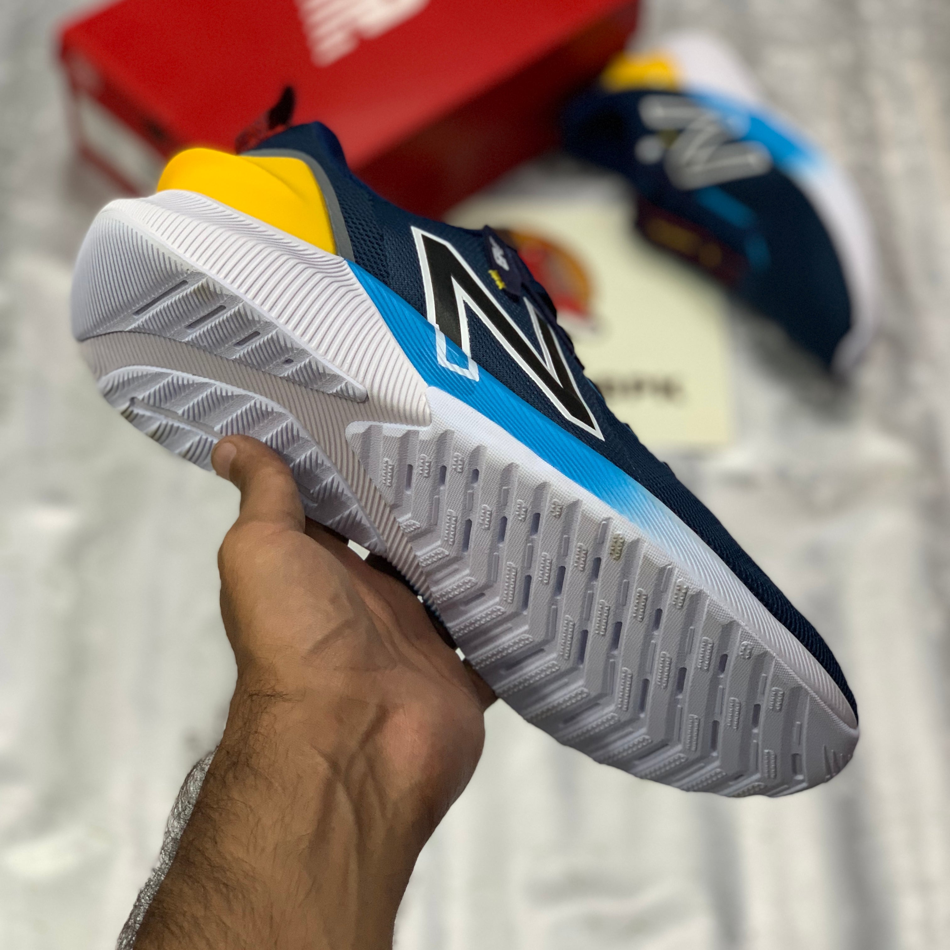 NB FuelCell Propel RMX v2 Navy Yellow