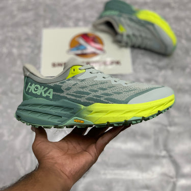 Hoka SpeedGoat 5 (Light Grey Neon)