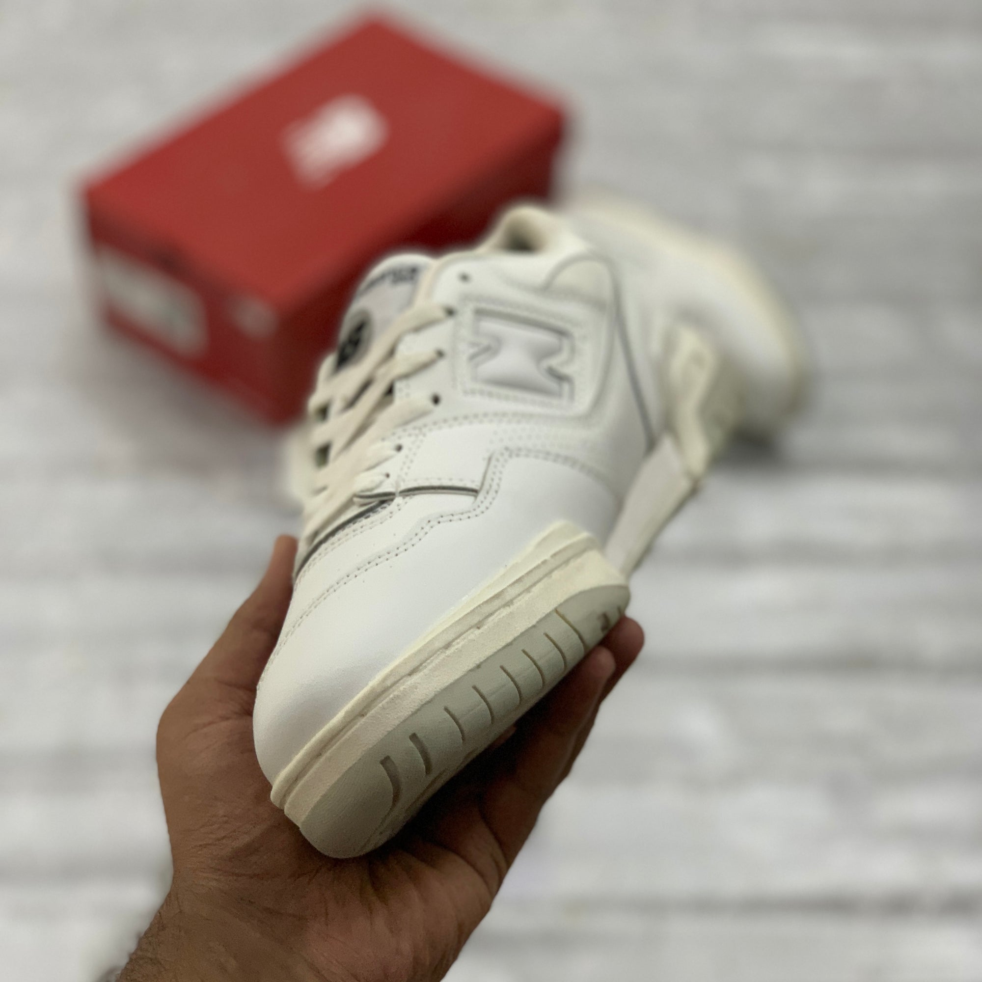 NB 550 White