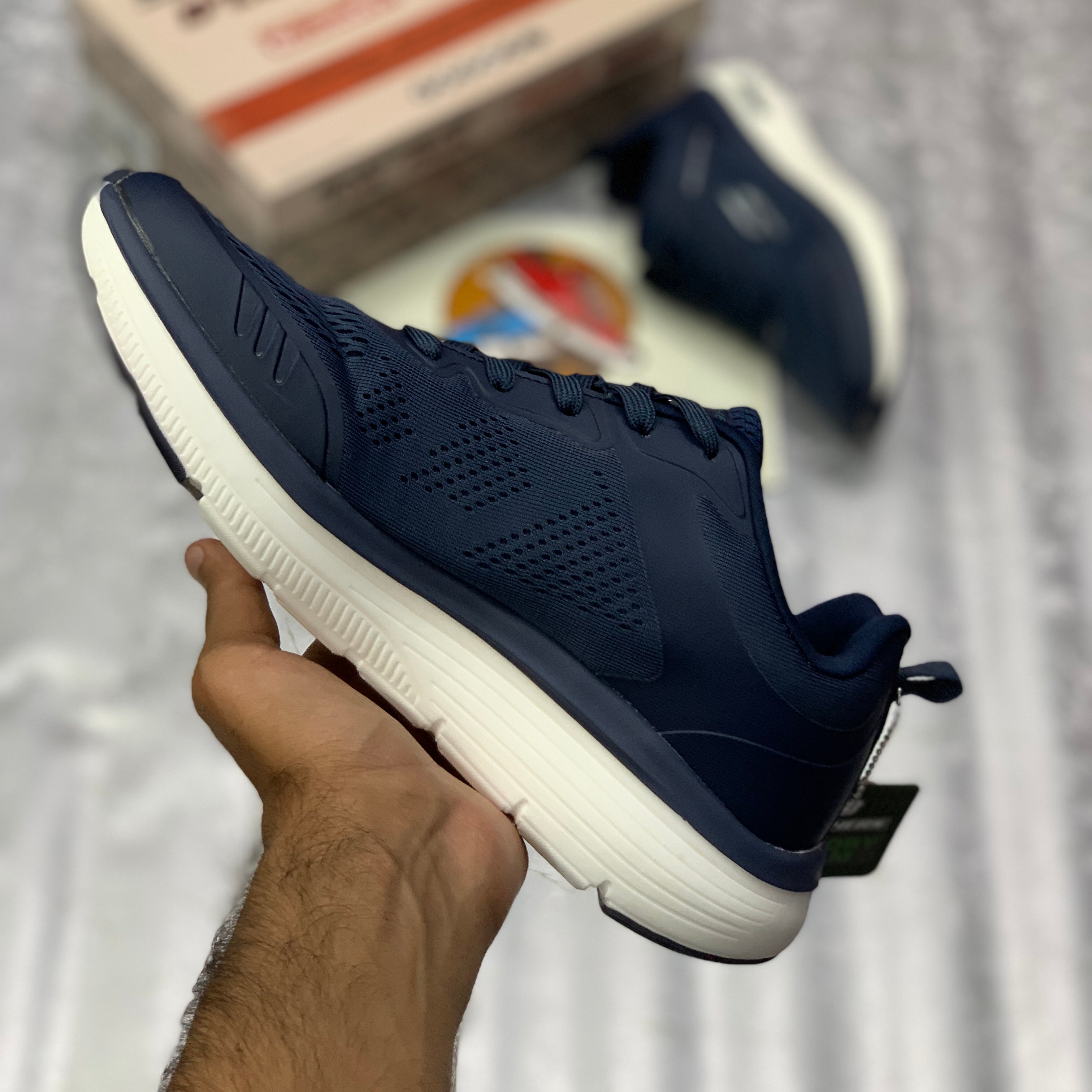 Skeccherrs “Navy"