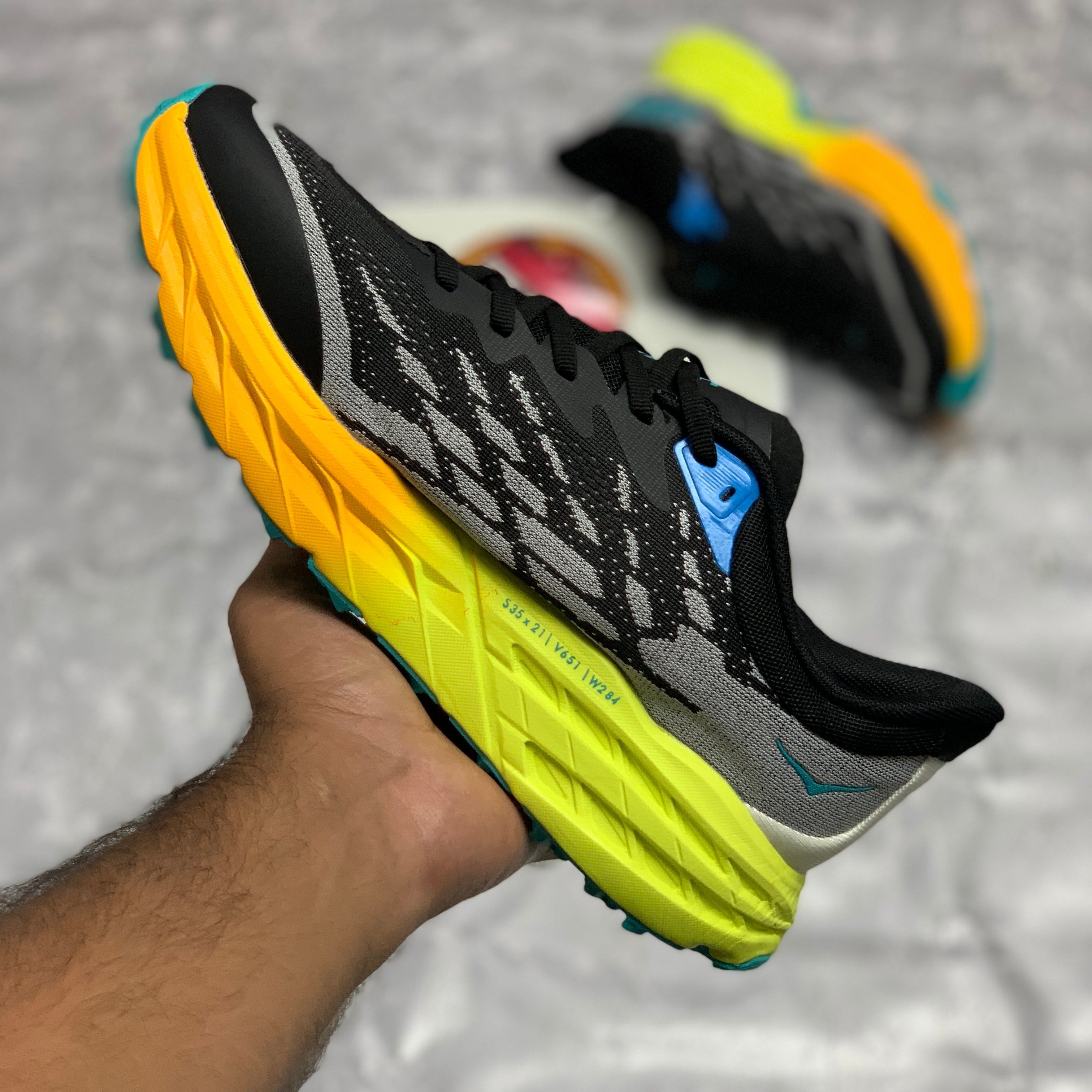 Hoka SpeedGoat 5 (Hyper Black)