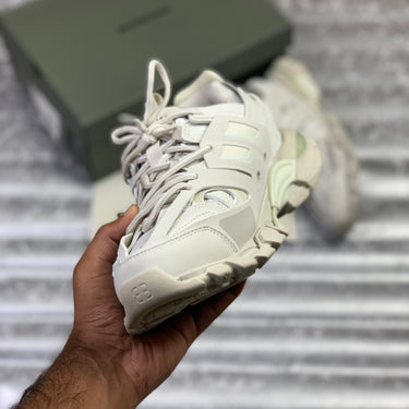 BALLENCIIAGA TRACKK 1.0 (CREAM WHIITE)TOP PREMIUM BATCH