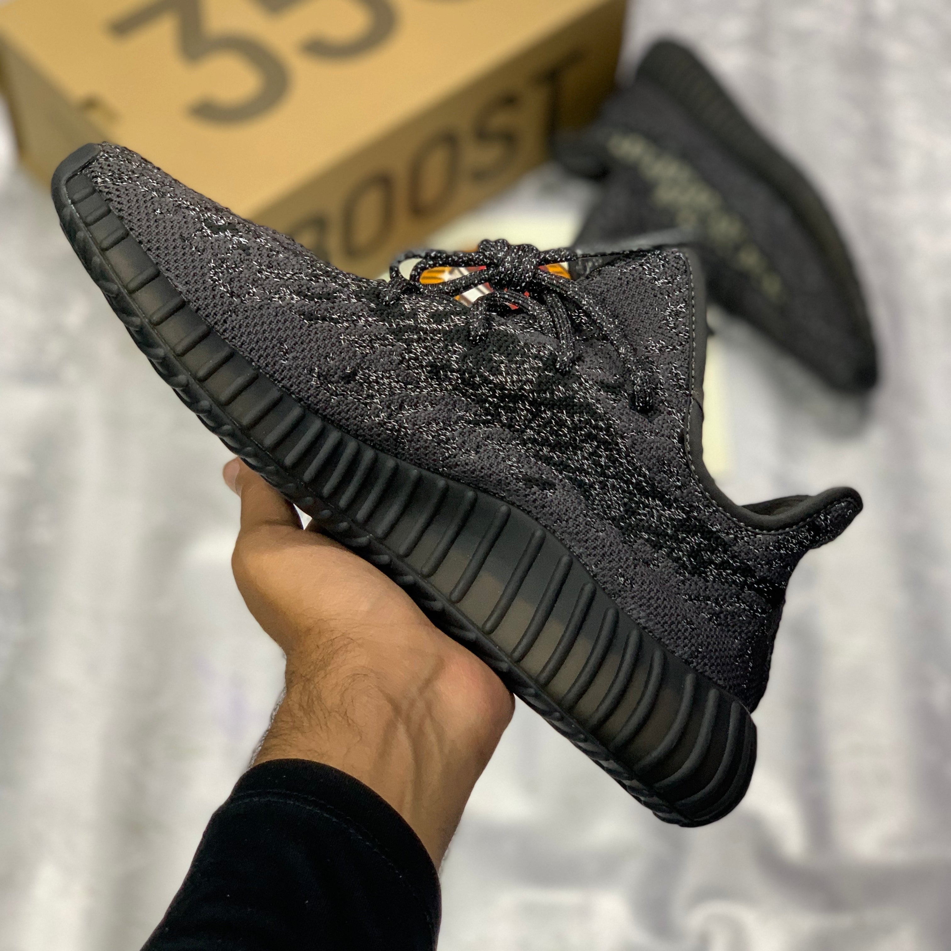 Yeeezzyy 350 v2 x Diior "Black" Real Boost Premuiim Batch