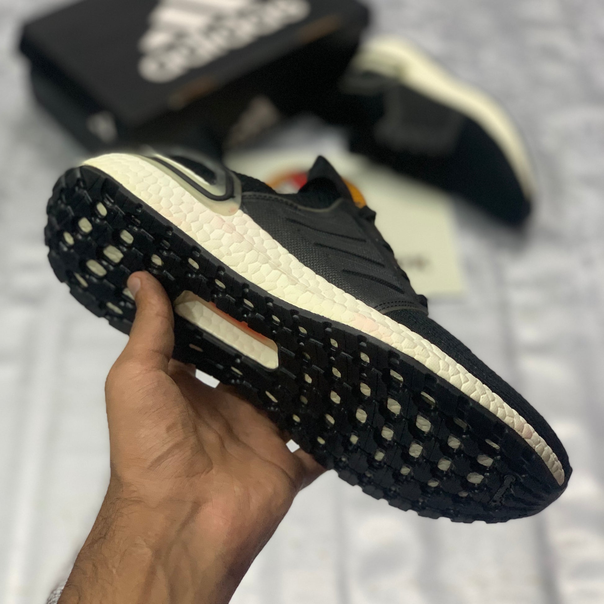 UB 19 "Black"