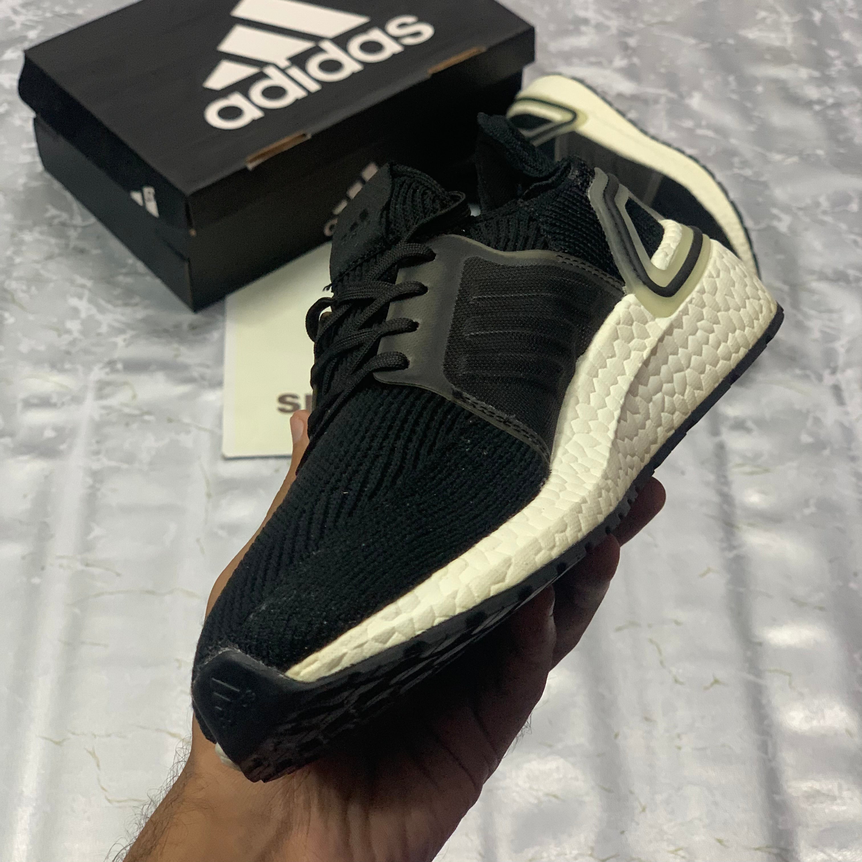 UB 19 "Black"